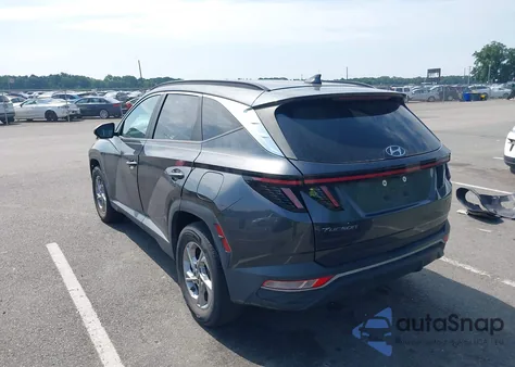 2022 Hyundai Tucson Sel z USA, uszkodzony, nr VIN 5NMJBCAE4NH032127